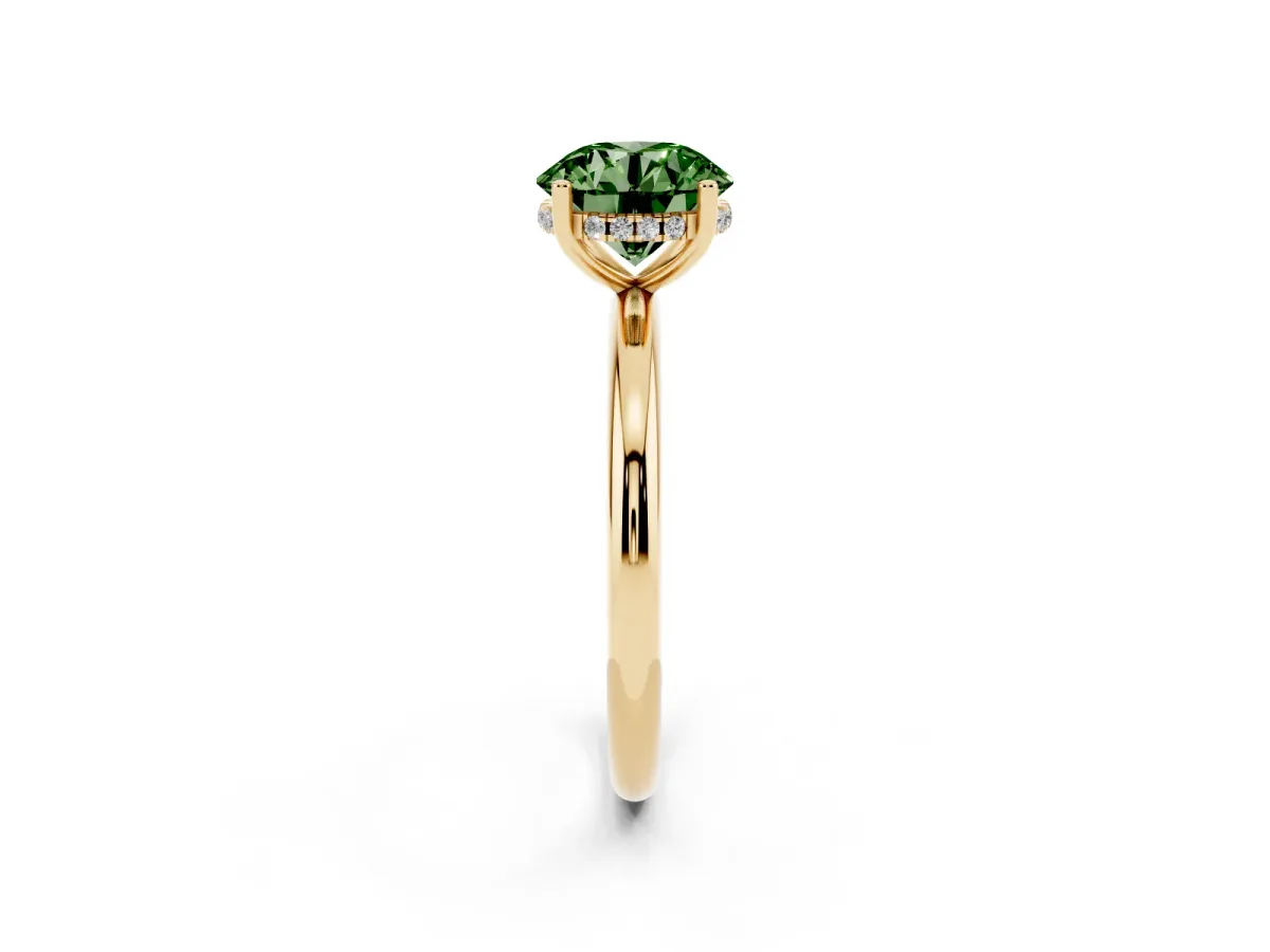 Fancy Green Round Cut Cut Solitaire Engagement Ring with Four-Prong Setting and Classic Band Yellow gold
