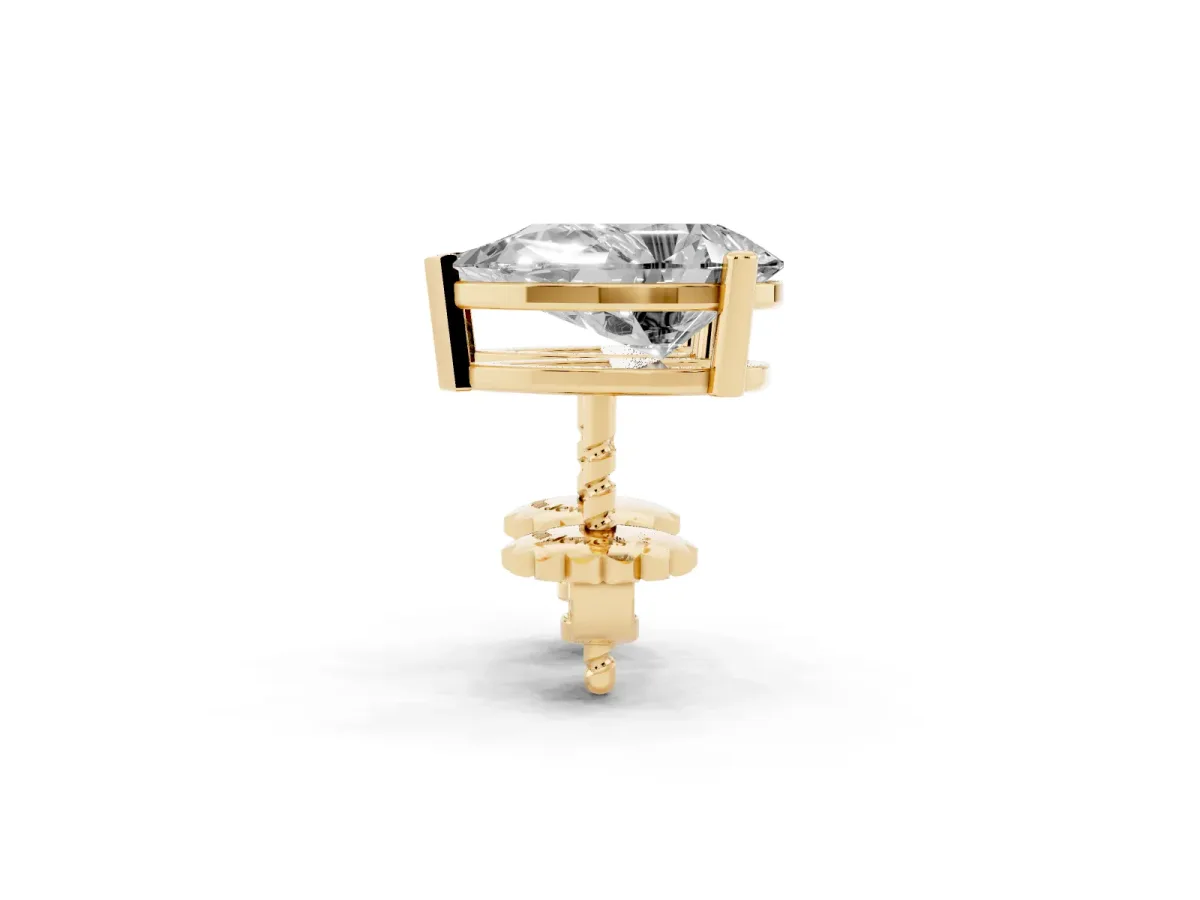 Pear Cut Diamond Stud Earrings Yellow gold