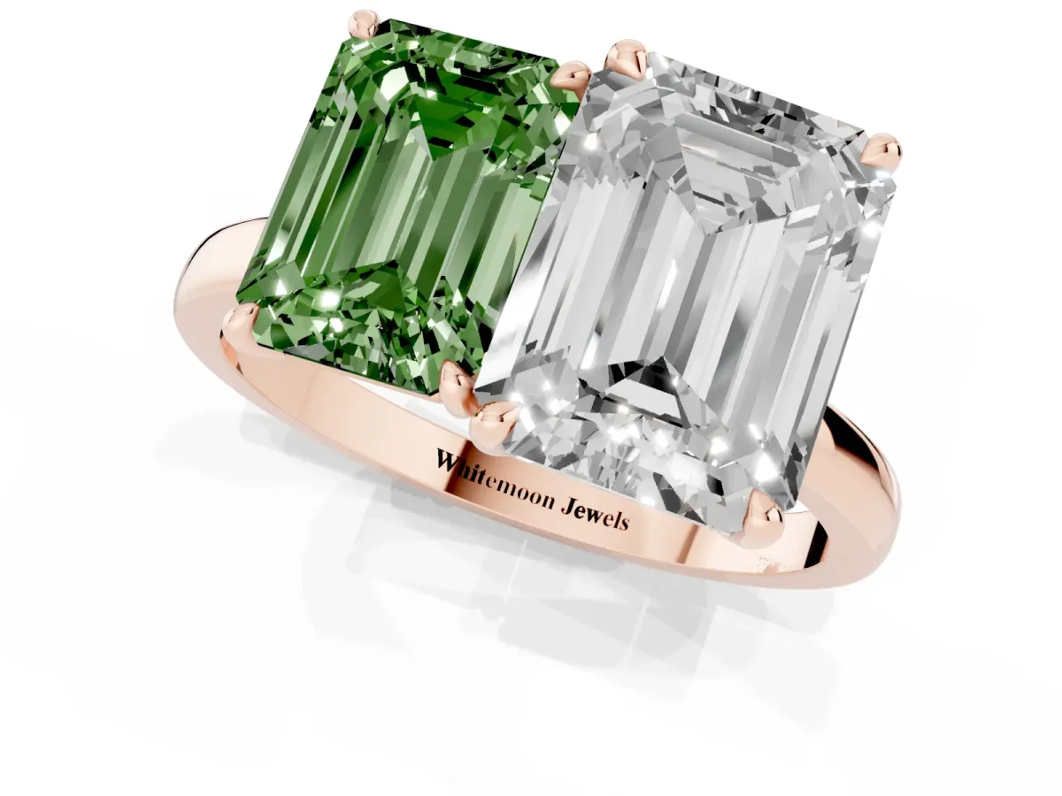 Fancy Green Emerald Cut and Emerald Cut Toi Moi Ring with Prong Setting Rose gold