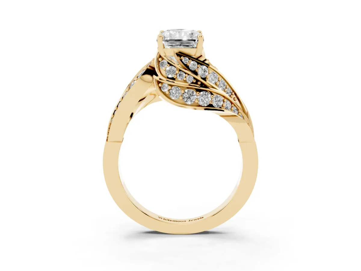 Radiant Cut Diamond Solitaire Ring with Prong Setting and Twisted Pavé Band Yellow gold