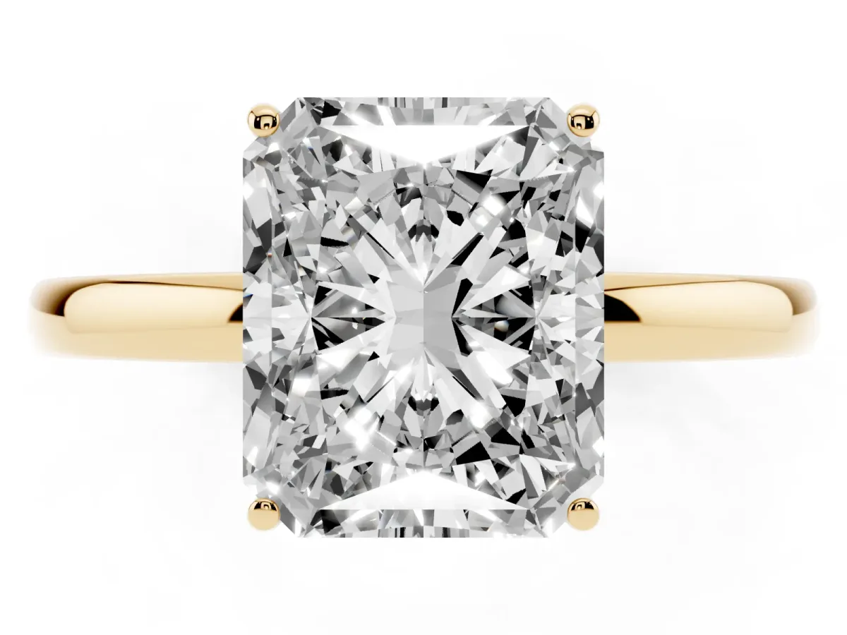 Radiant Cut Solitaire Diamond Ring with Prong Setting and Plain Band Yellow gold