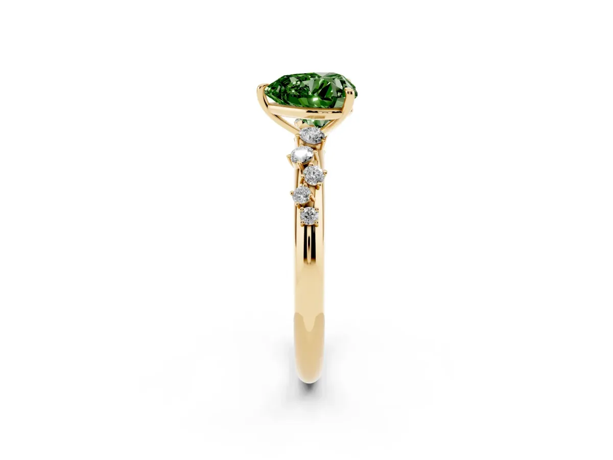 Fancy Green Heart Cut Diamond Cluster Prong-Set Solitaire Ring Yellow gold