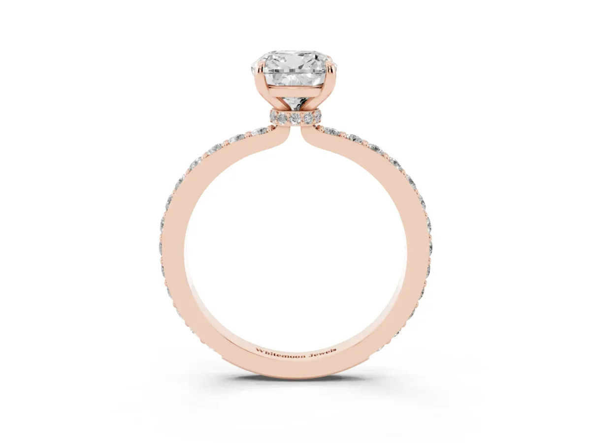 Cushion Cut Diamond Pavé Engagement Ring with Round Accents and Prong Setting Rose gold