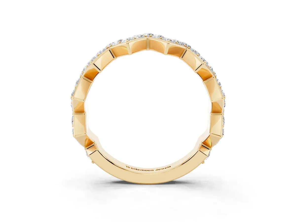 Zigzag Diamond Pave Round Eternity Band with Prong Setting Yellow gold