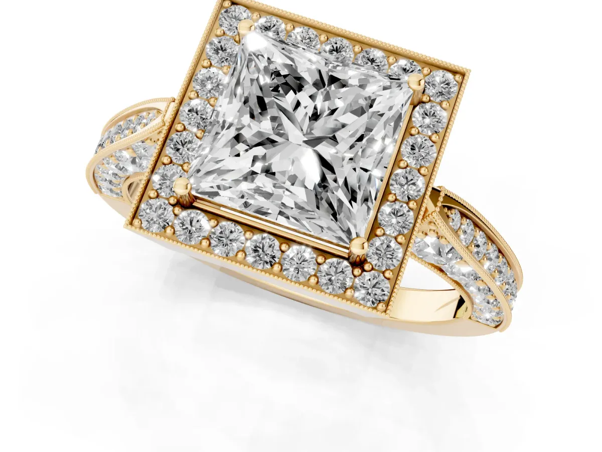 Princess Cut Halo Diamond Engagement Ring with Split Shank Band and Four-Prong Setting Yellow gold