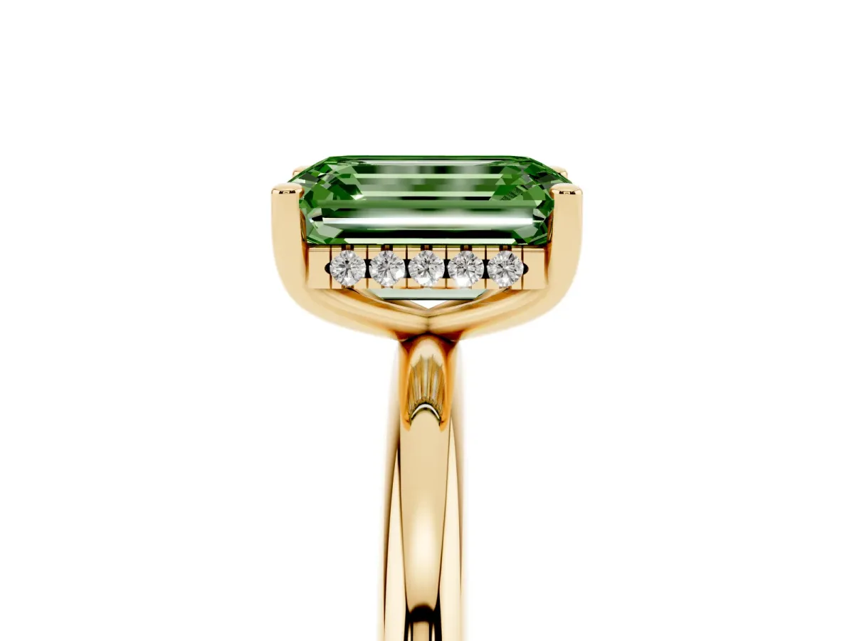 Fancy Green Emerald Cut Cut Solitaire Engagement Ring with Four-Prong Setting and Classic Band Yellow gold