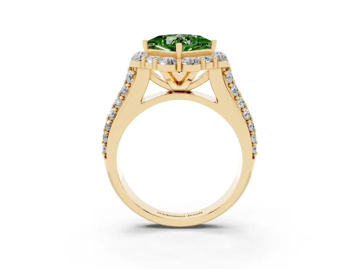 Fancy Green Princess Cut Halo Diamond Engagement Ring with Split Shank and Prong Setting Yellow gold