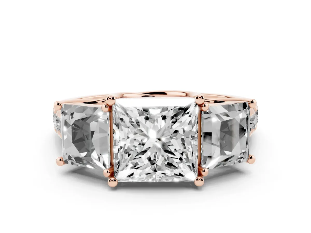 Three-Stone Princess Cut Diamond Pavé Band with Prong Setting Rose gold