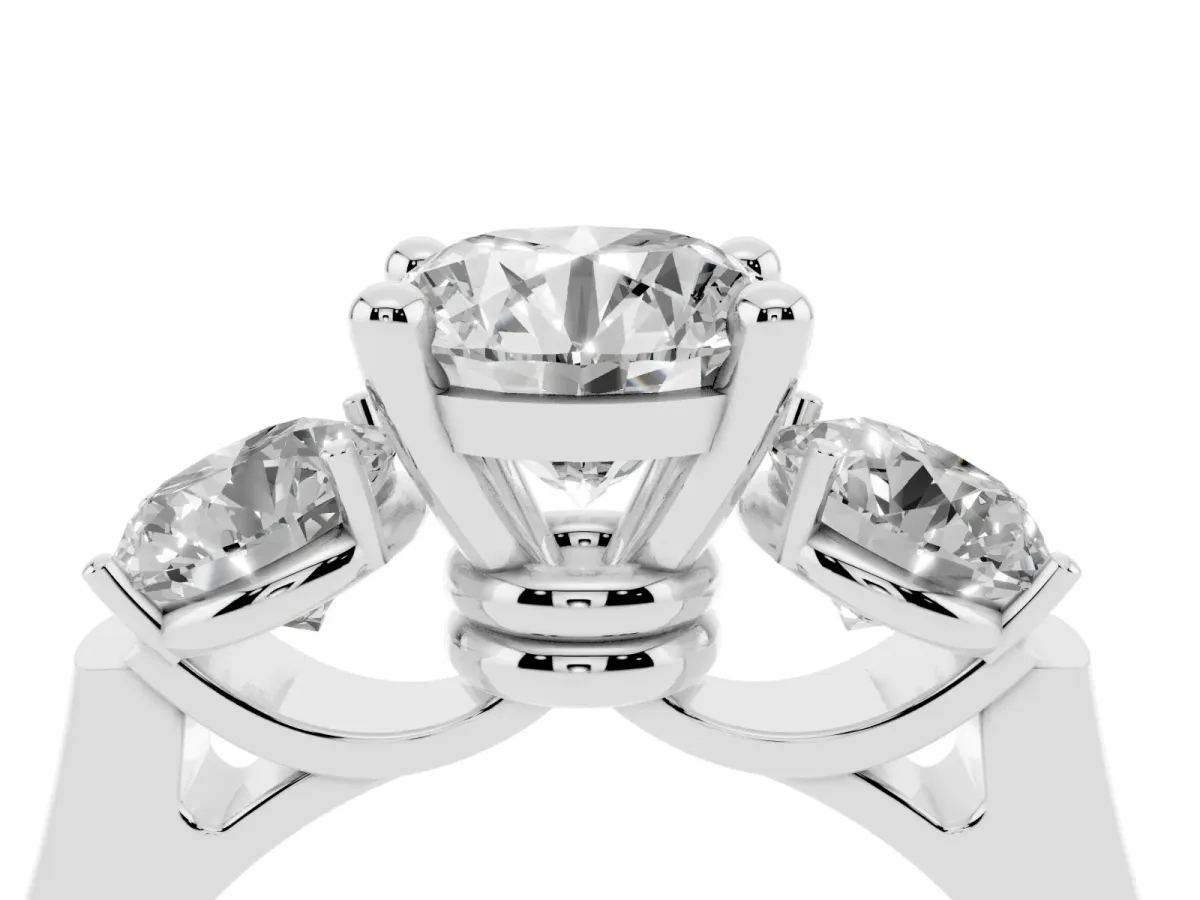 Three-Stone Round Cut Brilliant Diamond Trellis Ring with Comfort Fit Band White gold