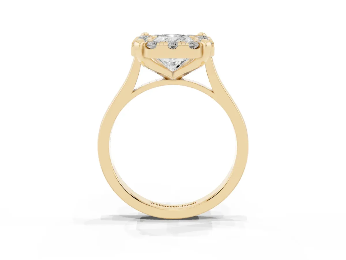 Radiant Cut Diamond Cluster Halo Solitaire with Four-Prong Setting Yellow gold