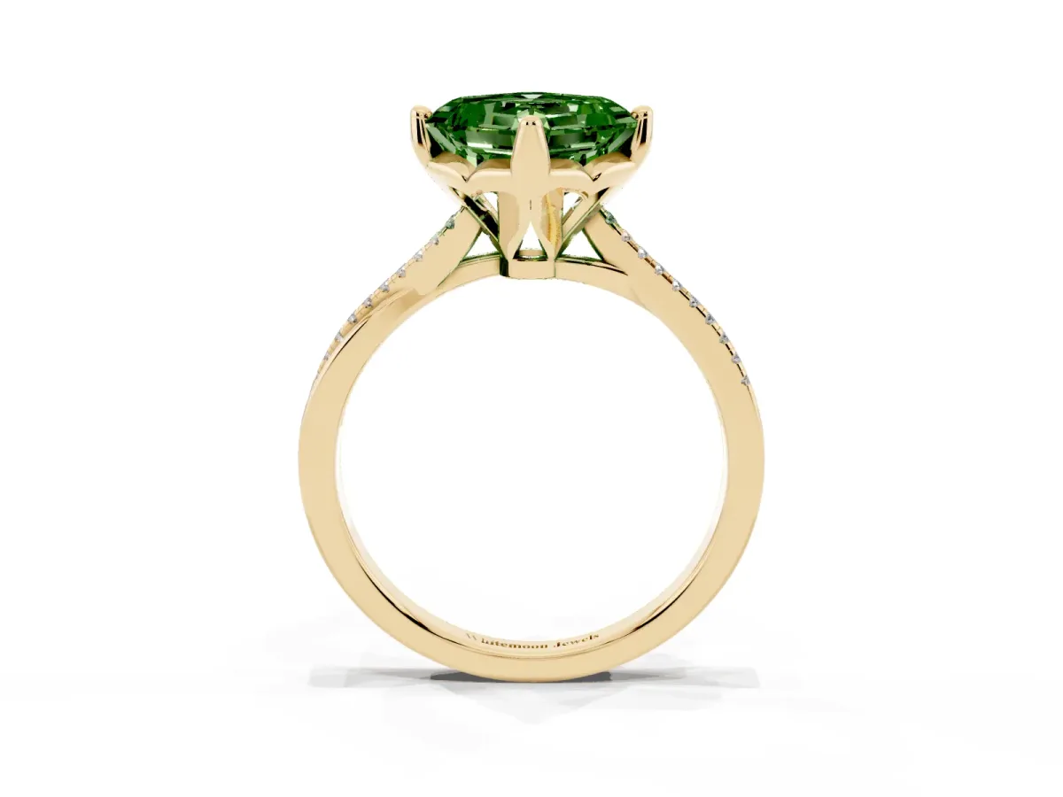 Fancy Green Asscher Cut Solitaire Twist Band with Pavé Diamonds and Four-Prong Setting Yellow gold
