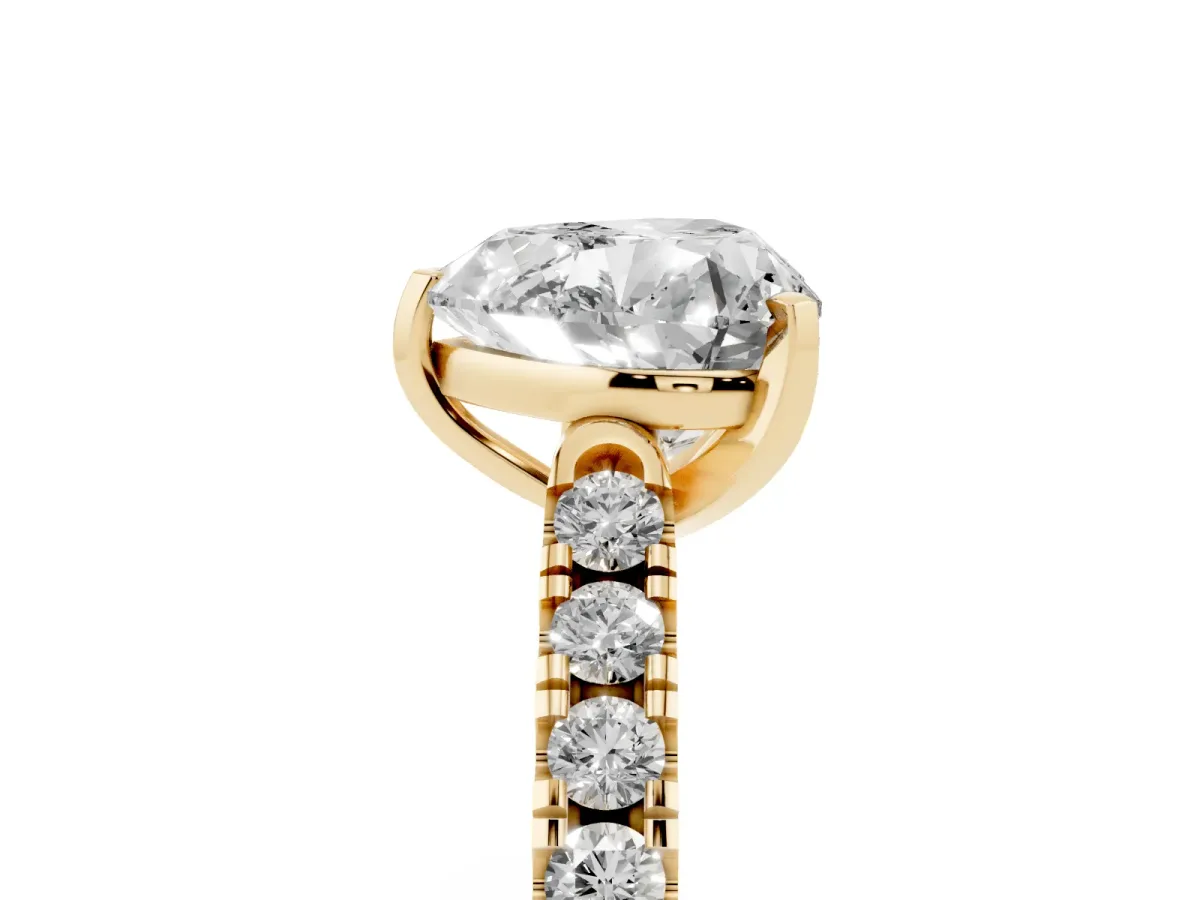 Heart Cut Diamond Pavé Band Solitaire Ring with Prong Setting Yellow gold