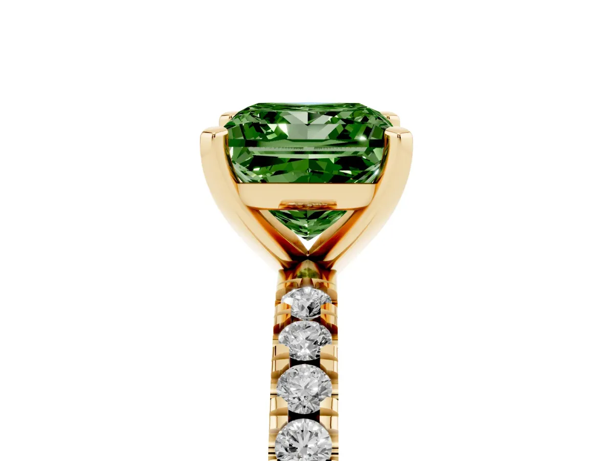Fancy Green Princess Cut Diamond Pavé Band Solitaire with Four-Prong Setting Yellow gold
