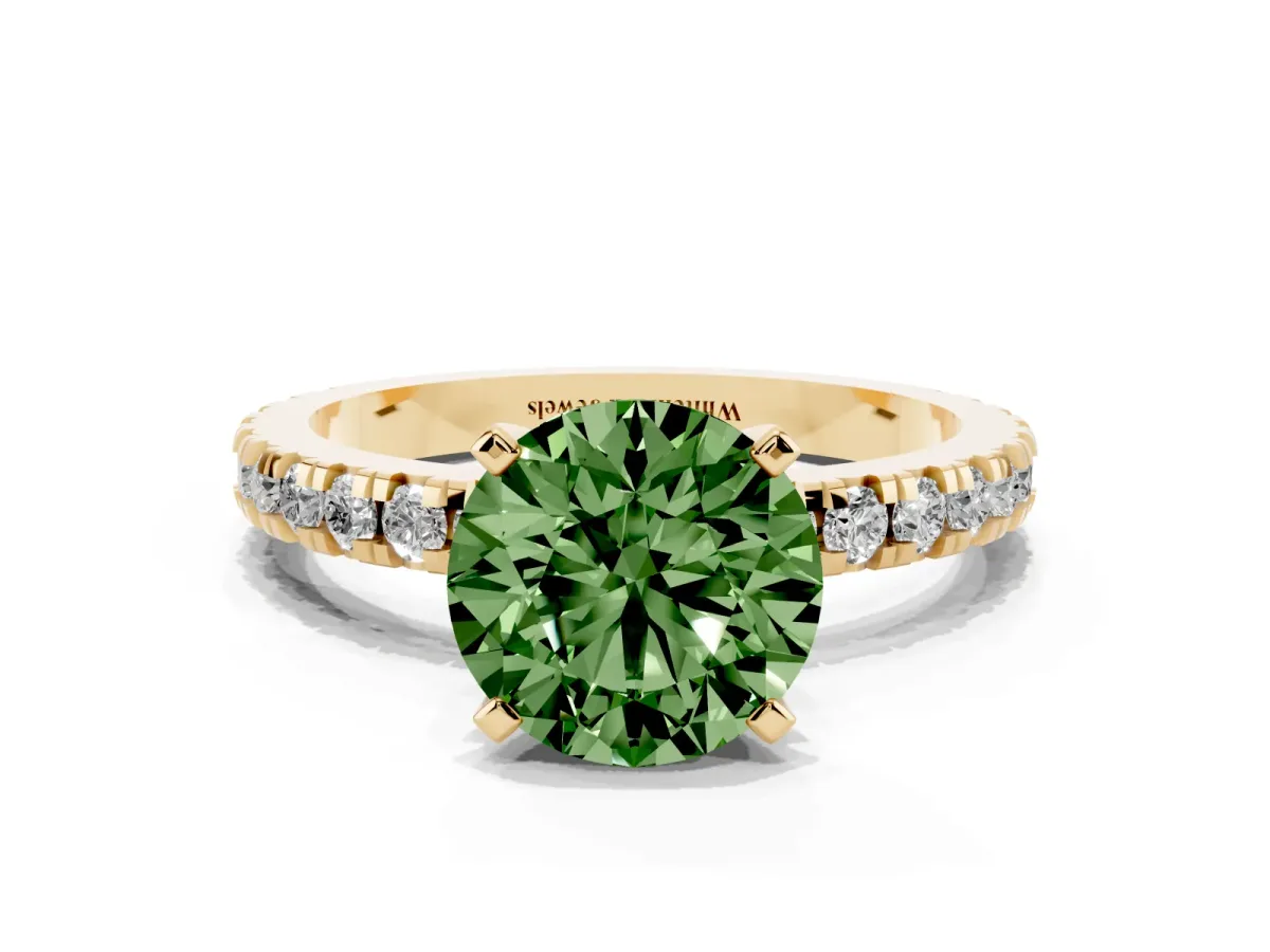 Fancy Green Round Cut Diamond Pavé Band Solitaire with Four-Prong Setting Yellow gold