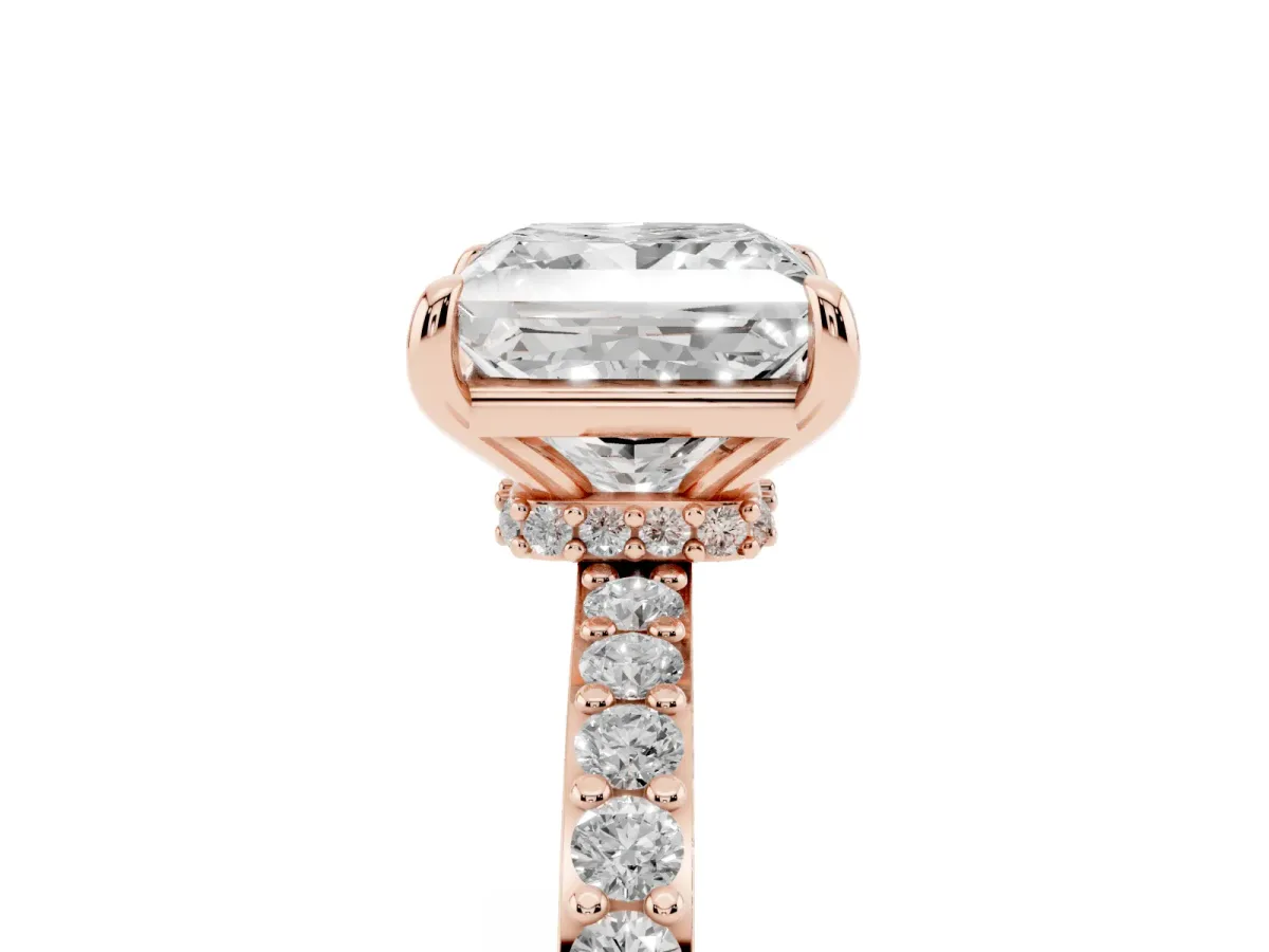 Princess Cut Diamond Pavé Engagement Ring with Round Accents and Prong Setting Rose gold