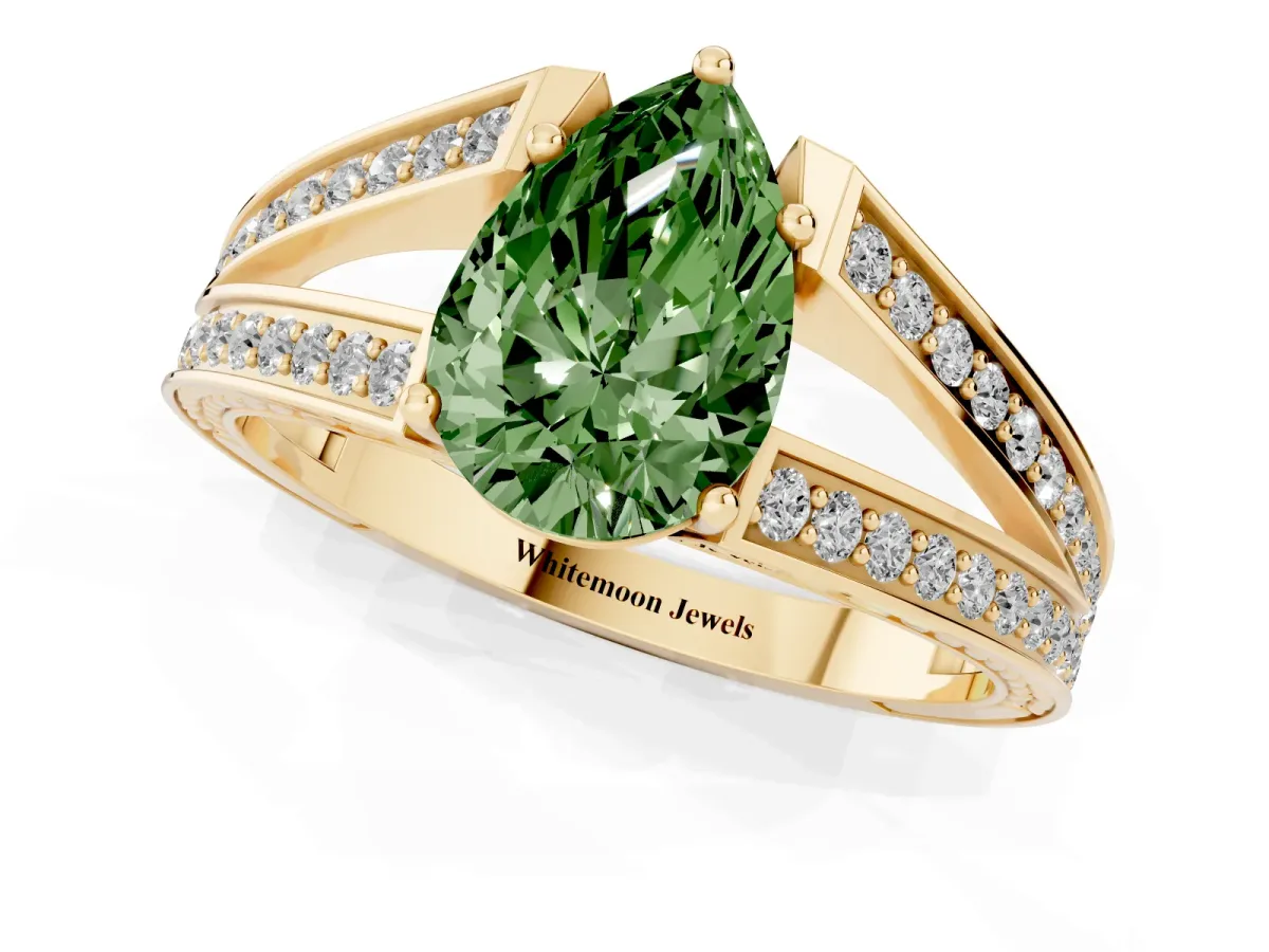 Fancy Green Pear Cut Diamond Split Shank Ring with Pavé Band and Four-Prong Setting Yellow gold