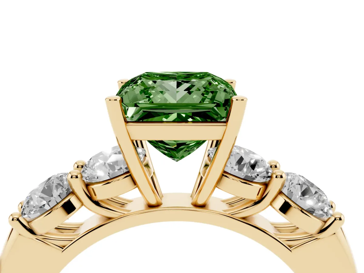 Fancy Green Princess Cut Cut Five-Stone Prong Set Diamond Ring with Classic Band Yellow gold