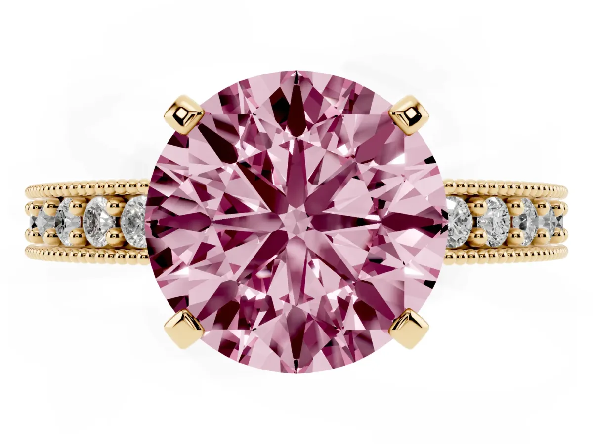 Fancy Pink Round Cut Diamond Milgrain Pavé Engagement Ring with Four-Prong Setting Yellow gold