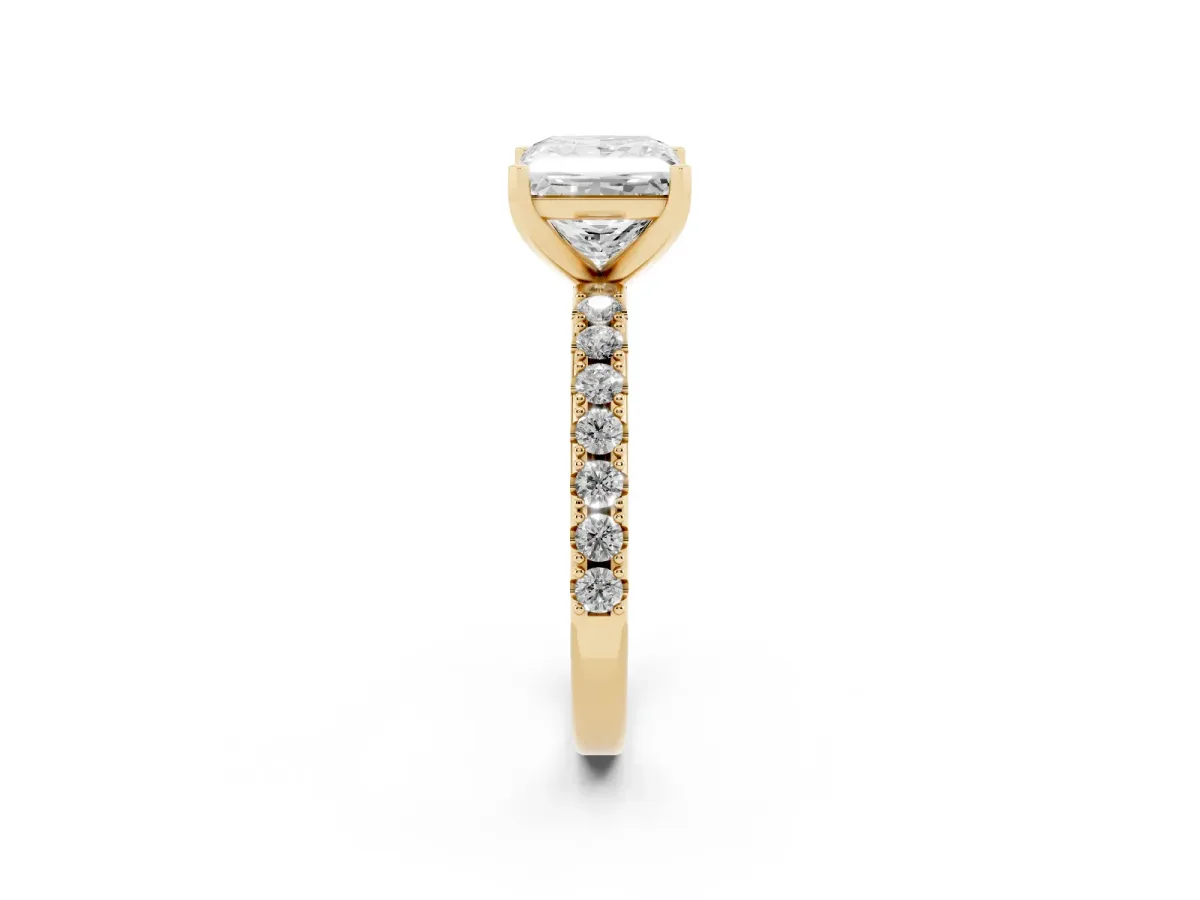 Princess Cut Diamond Solitaire Pavé Band with Four-Prong Setting Yellow gold