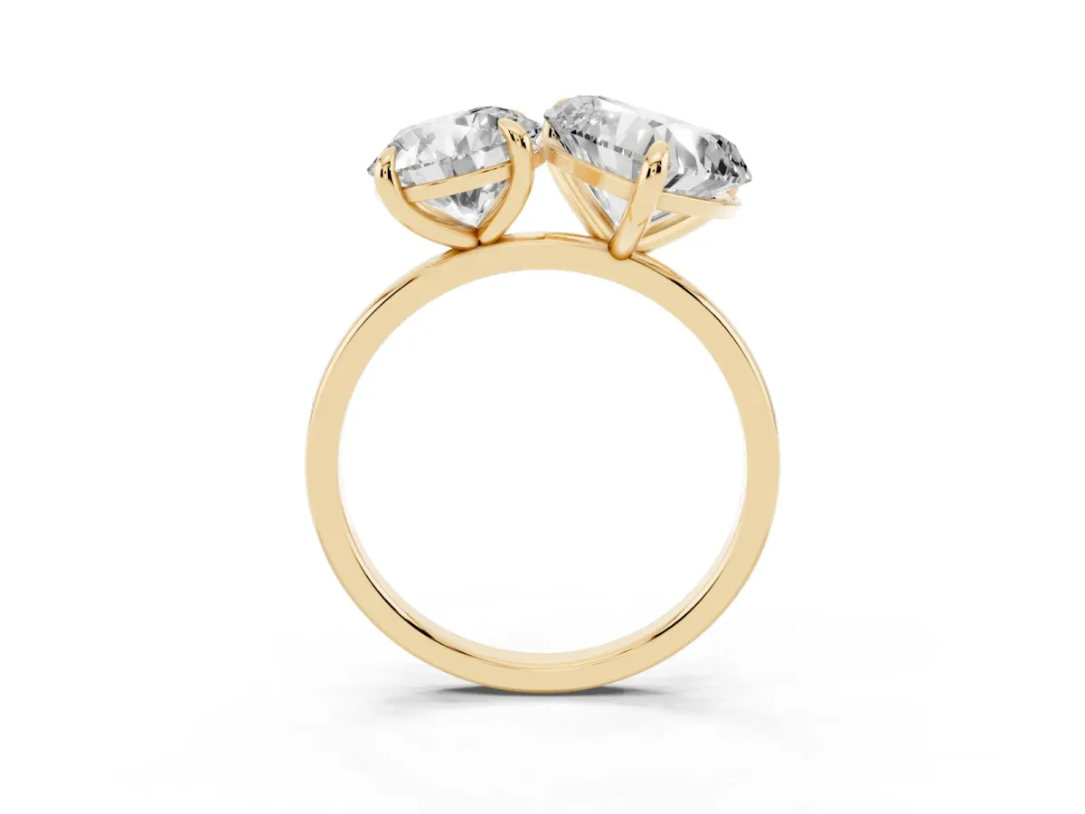 Round and Heart Toi Moi Ring with Prong Setting and Plain Band Yellow gold