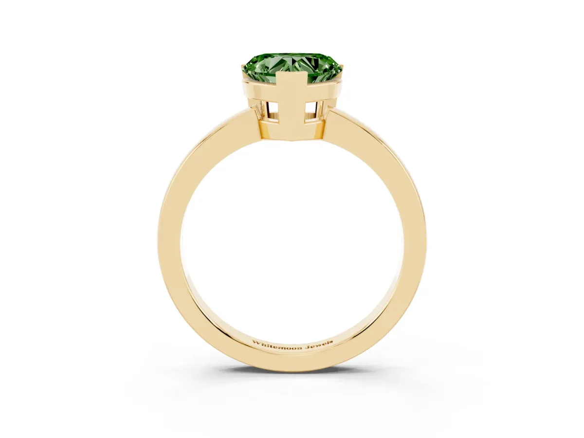 Fancy Green Heart Cut Cut Solitaire Ring with Four-Prong Setting and Classic Band Yellow gold