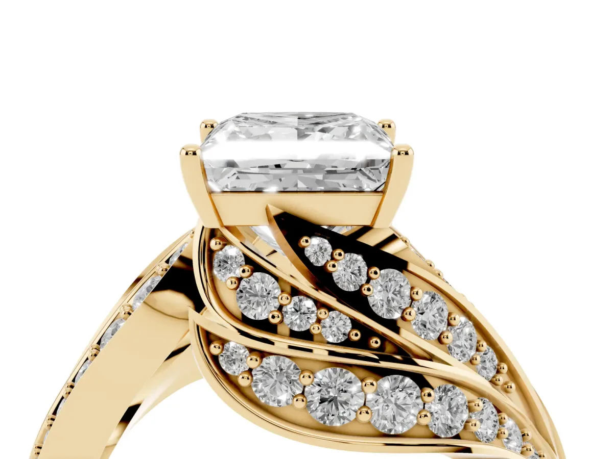 Princess Cut Diamond Solitaire Ring with Prong Setting and Twisted Pavé Band Yellow gold