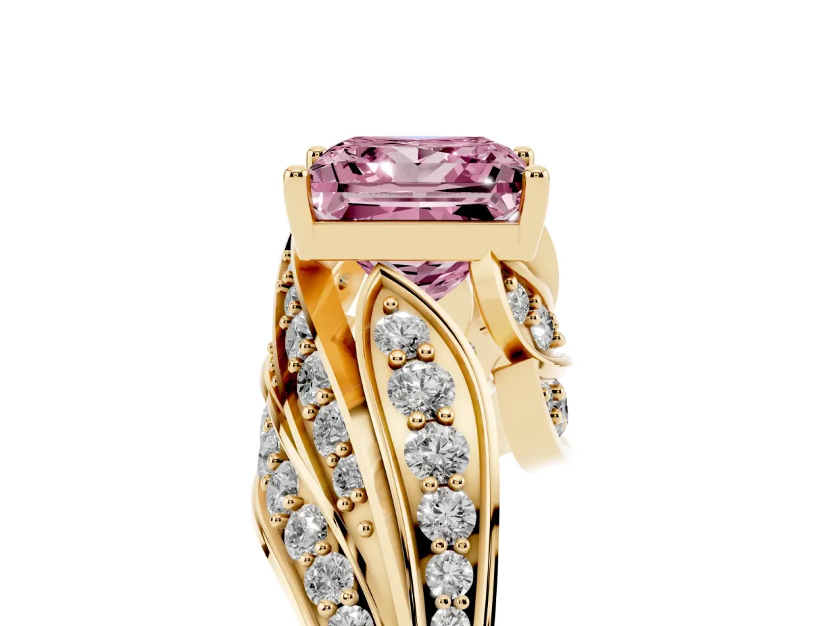 Fancy Pink Princess Cut Diamond Solitaire Ring with Prong Setting and Twisted Pavé Band Yellow gold