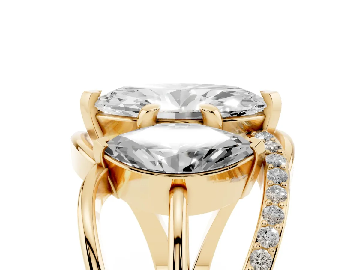 Three-Stone Marquise Cut Cut Diamond Split Shank Prong Set Ring Yellow gold