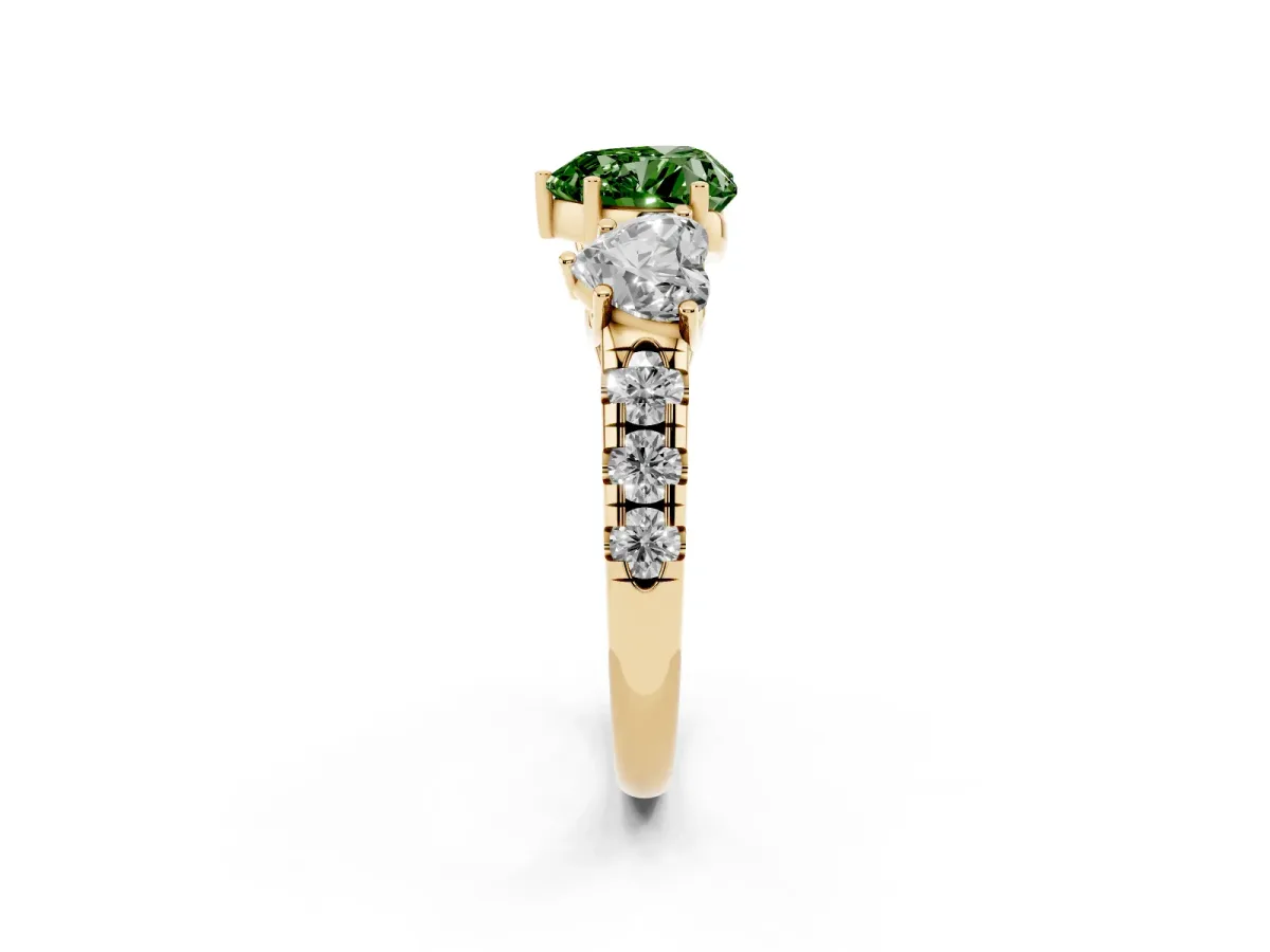 Fancy Green Three-Stone Heart Cut Diamond Pavé Band with Prong Setting Yellow gold