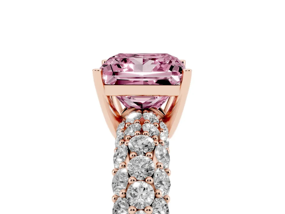 Fancy Pink Princess Cut Diamond Pavé Band Solitaire Ring with Four-Prong Setting Rose gold