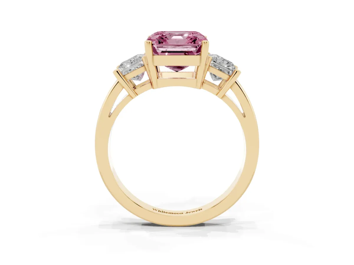 Fancy Pink Three-Stone Asscher Cut Cut Solitaire Ring with Prong Setting Yellow gold