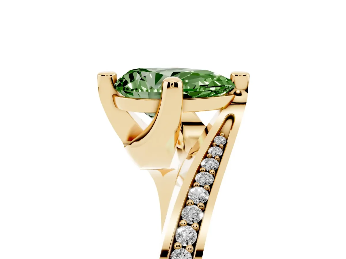 Fancy Green Pear Cut Solitaire Diamond Twist Band with Pavé Setting and Four-Prong Setting Yellow gold