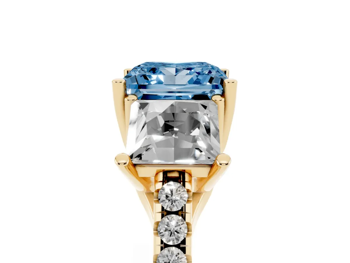 Fancy Blue Three-Stone Princess Cut Diamond Ring with Round Pavé Band and Prong Setting Yellow gold
