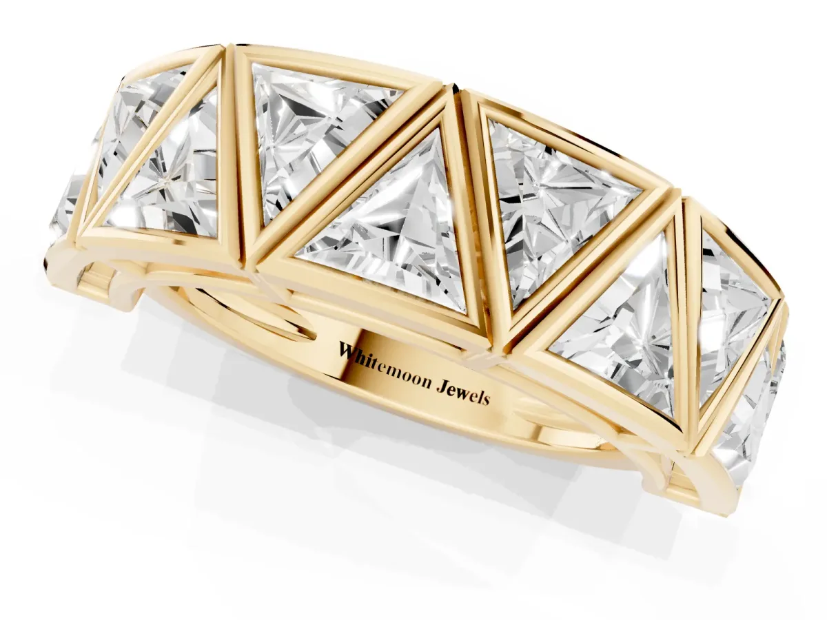 Triangle Diamond Geometric Mens Band Yellow gold