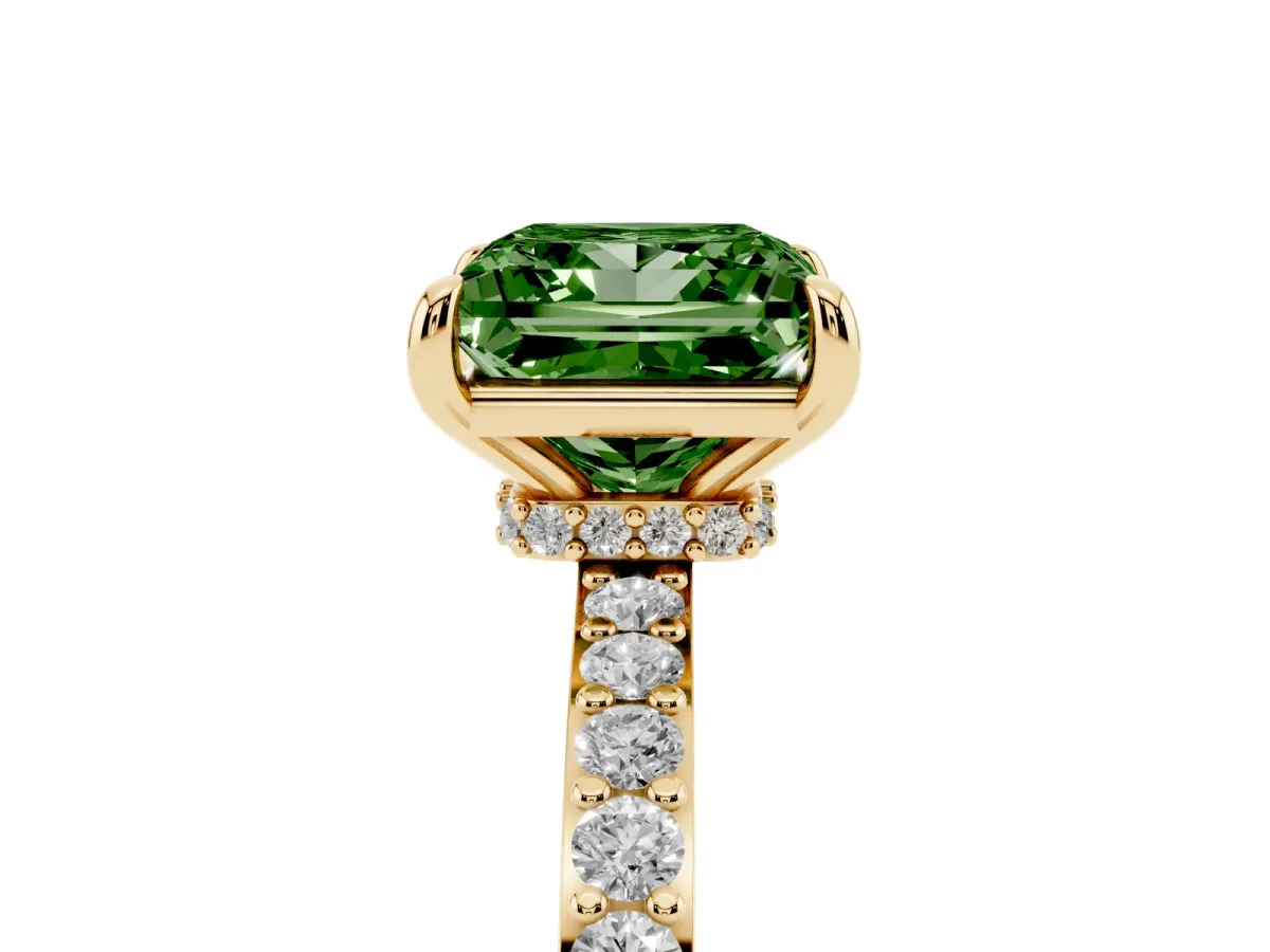 Fancy Green Princess Cut Diamond Solitaire Engagement Ring with Pavé Band and Four-Prong Setting Yellow gold