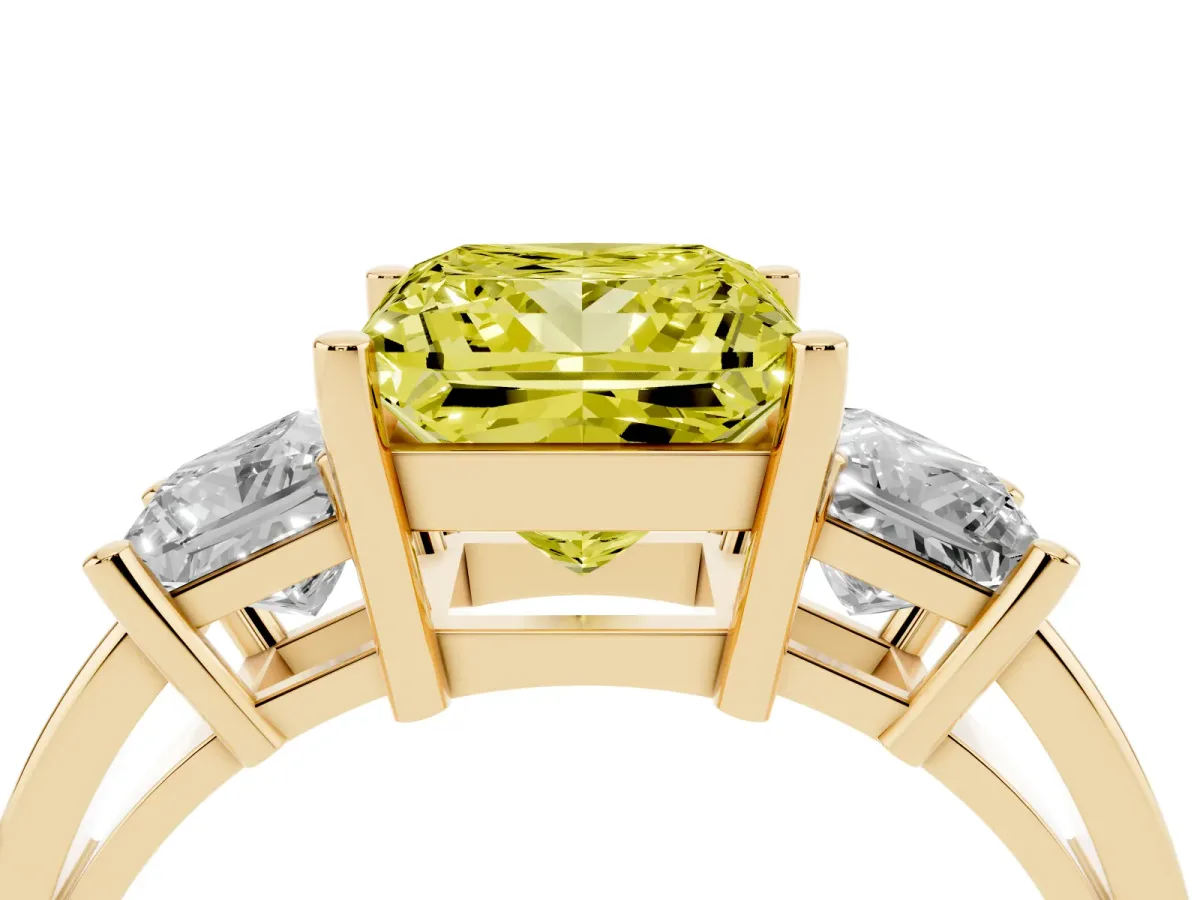 Fancy Yellow Three-Stone Princess Cut Cut Solitaire Ring with Prong Setting Yellow gold