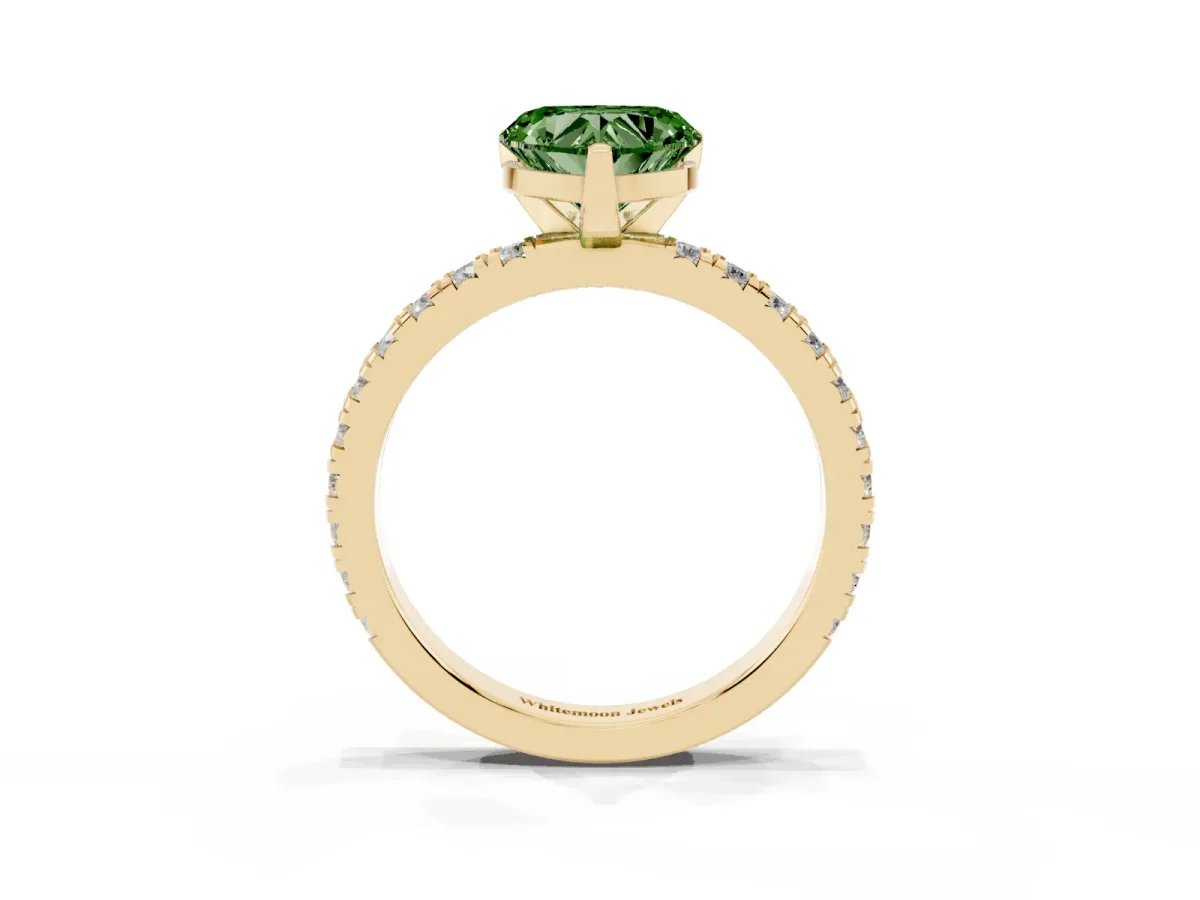 Fancy Green Heart Cut Diamond Pavé Band Solitaire with Four-Prong Setting Yellow gold