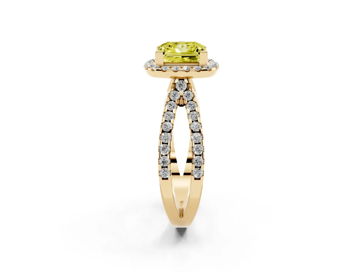 Fancy Yellow Princess Cut Diamond Halo Ring with Split Shank Pavé Band and Prong Setting Yellow gold