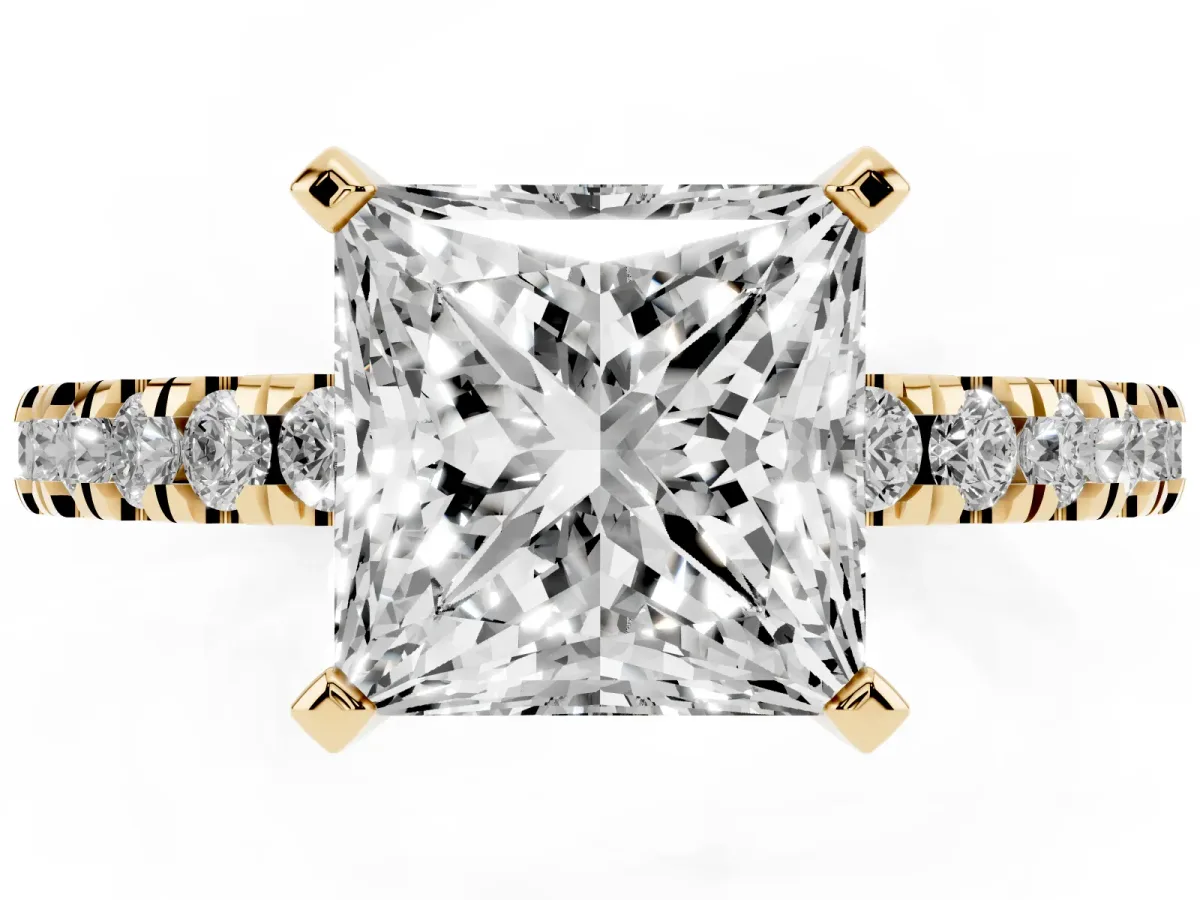 Princess Cut Solitaire Diamond with Pavé Band and Four-Prong Setting Yellow gold