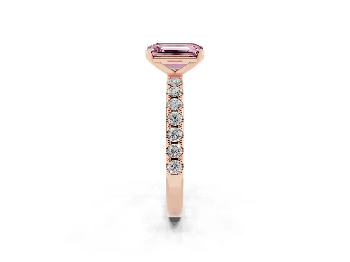 Fancy Pink Emerald Cut Diamond Solitaire Pavé Band with Four-Prong Setting Rose gold
