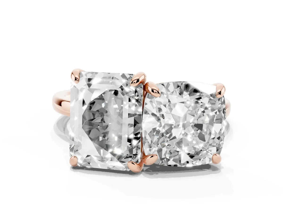 Cushion and Emerald Toi Moi Ring with Prong Setting and Plain Band Rose gold