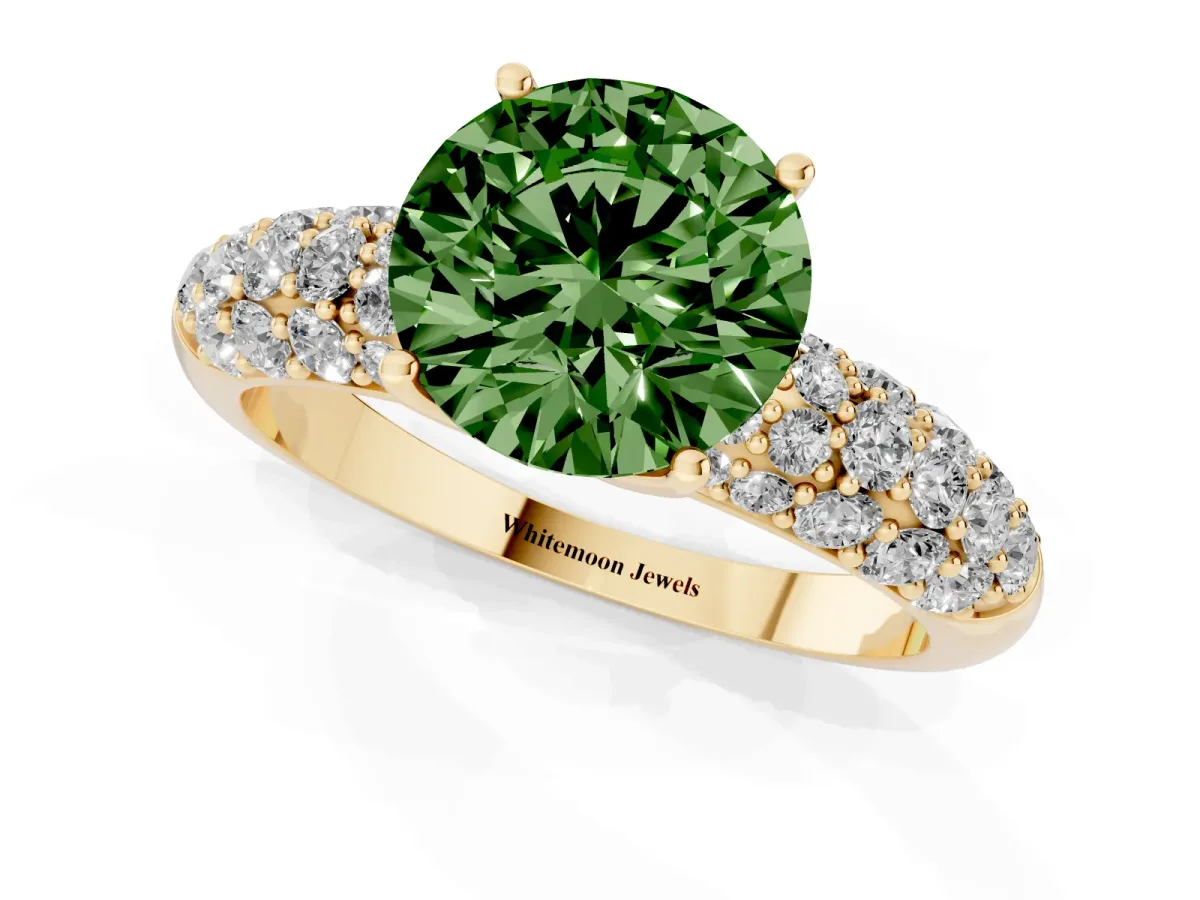 Fancy Green Round Cut Diamond Pavé Band Solitaire Ring with Four-Prong Setting Yellow gold