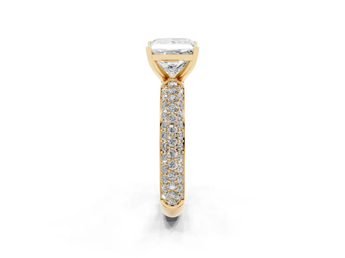 Princess Cut Diamond Solitaire Ring with Prong Setting and Pavé Band Yellow gold