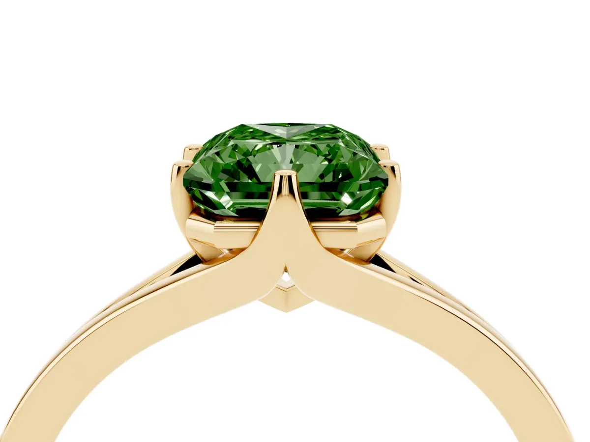 Fancy Green Radiant Cut Solitaire Diamond Ring with Six-Prong Setting and Tapered Band Yellow gold