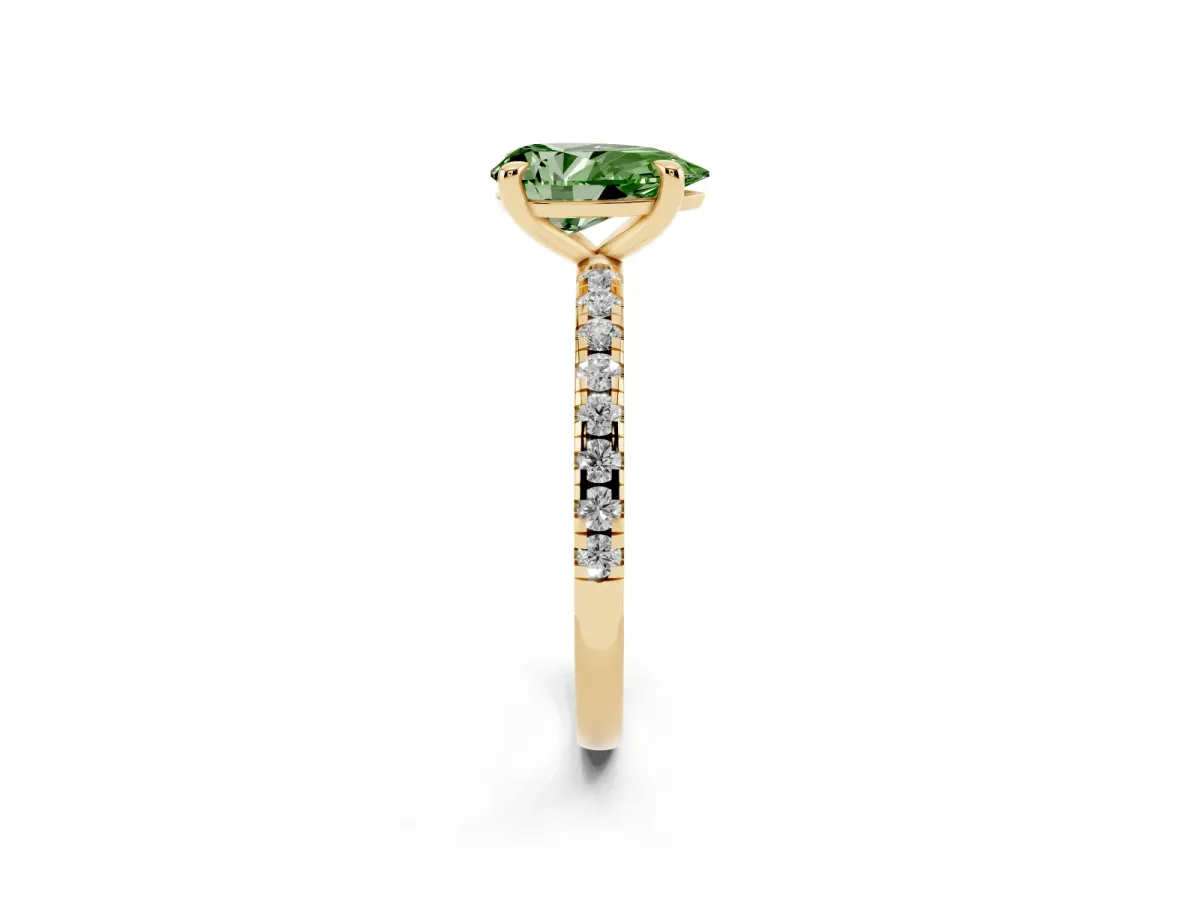Fancy Green Pear Cut Diamond Brilliant Solitaire Ring with Pavé Band and Four-Prong Setting Yellow gold