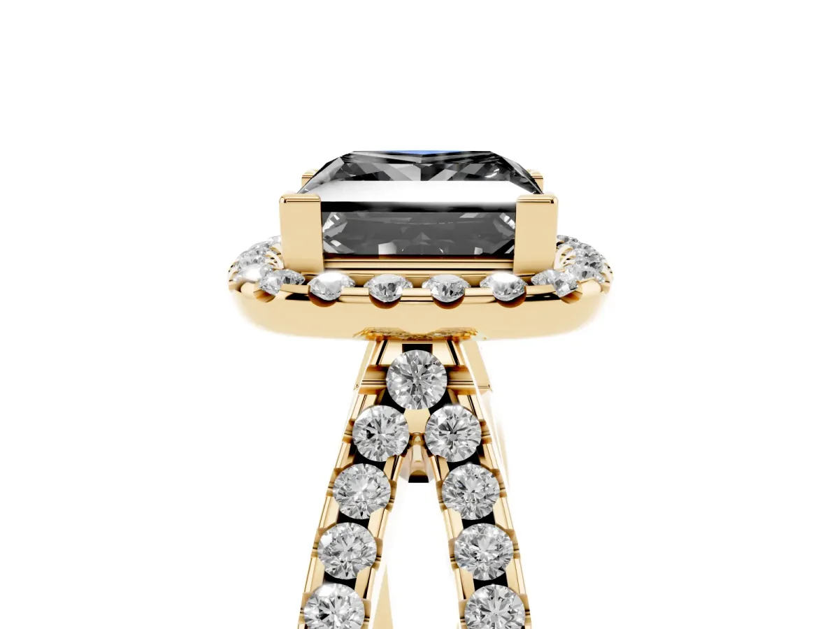 Fancy Black Princess Cut Diamond Halo Ring with Split Shank Pavé Band and Prong Setting Yellow gold