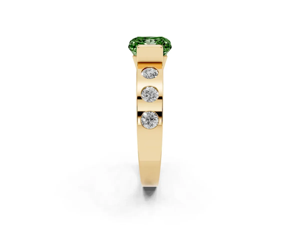 Fancy Green Princess Cut Brilliant Channel-Set Diamond Ring with Bezel Prong Setting Yellow gold