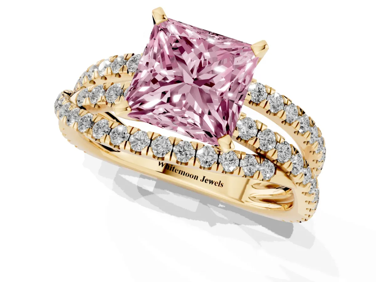 Fancy Pink Princess Cut Solitaire Twist Band with Pavé Setting and Four-Prong Setting Yellow gold