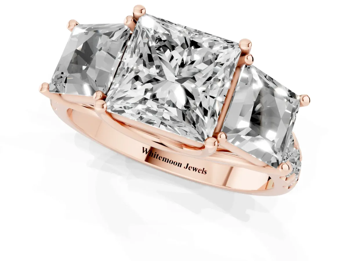 Three-Stone Princess Cut Diamond Pavé Band with Prong Setting Rose gold