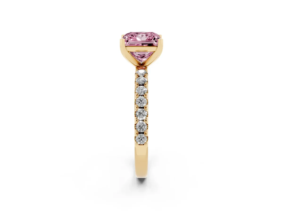 Fancy Pink Princess Cut Diamond Solitaire Pavé Band with Four-Prong Setting Yellow gold